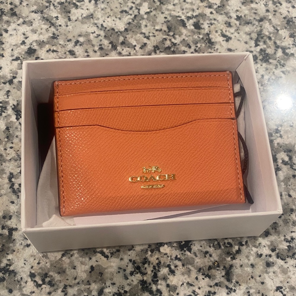 Authentic Coach Card Holder ( Great Condition) (does not come with box)